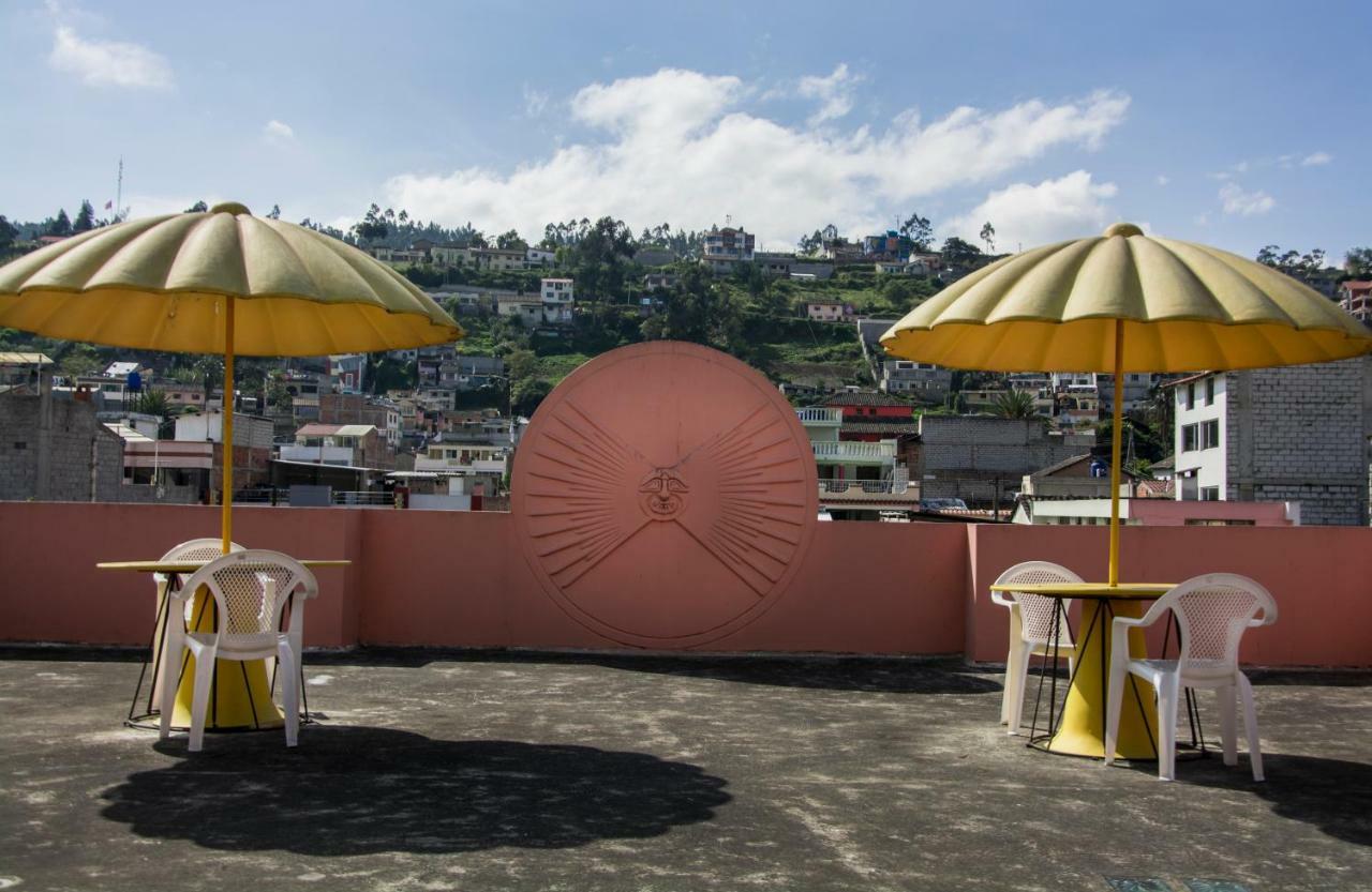 Hotel Santafe Inn Otavalo Exterior photo